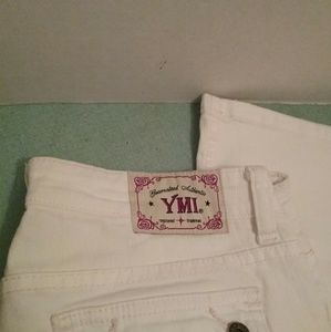 YMI Women's White Flare Stretchy Jeans Size 7
